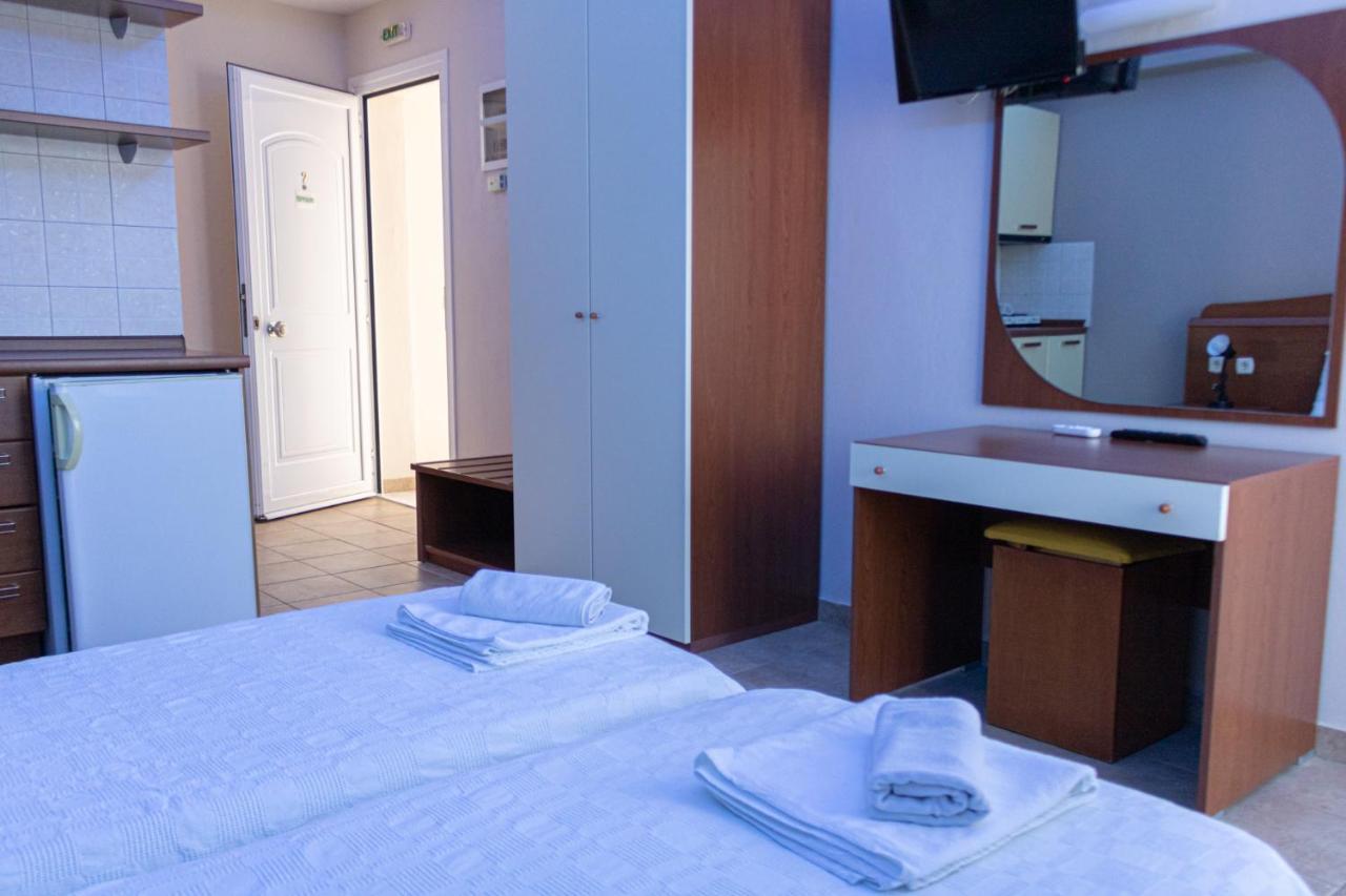 Jj Rooms Luxury Apartments Kallithea  Eksteriør billede