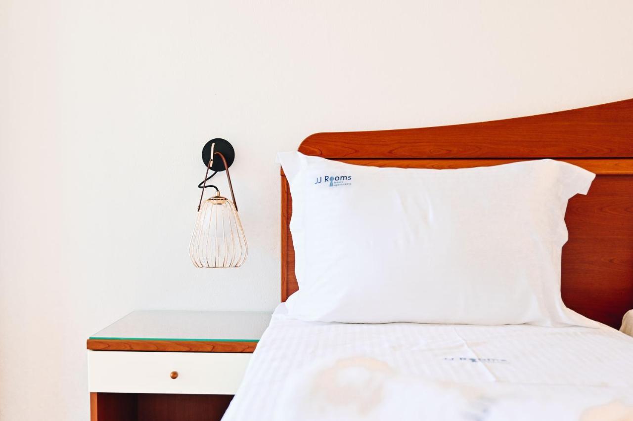 Jj Rooms Luxury Apartments Kallithea  Eksteriør billede