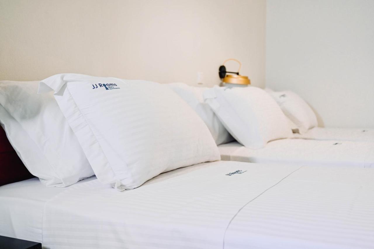 Jj Rooms Luxury Apartments Kallithea  Eksteriør billede